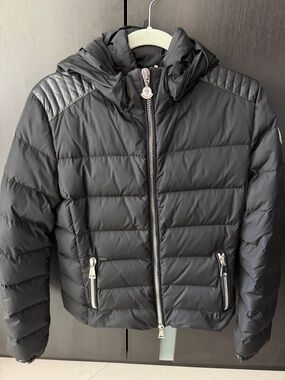 Moncler Black Orion Puffer Jacket with Leather Shoulder Pads - Size 4